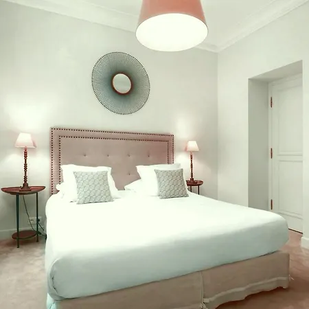 Luxury 4 Bedrooms Appartement